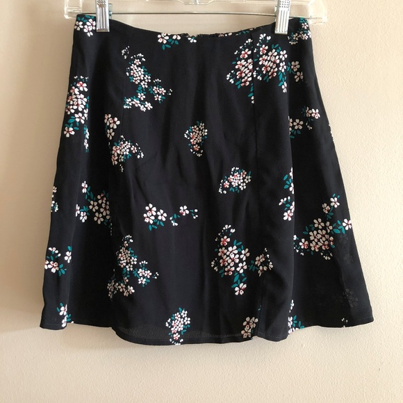 ❌SOLD❌ Reformation Eugenia Two Piece - Picture 5 of 6